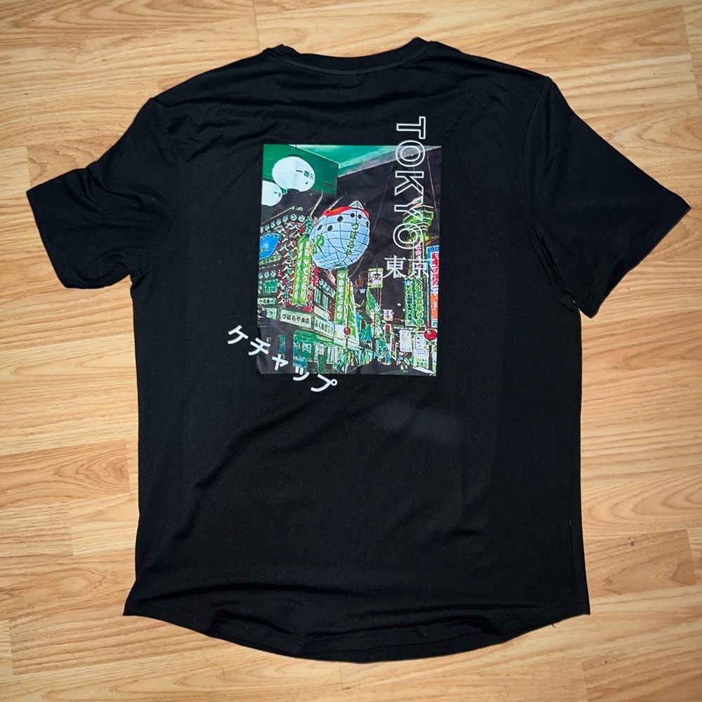 Mens Shein “Tokyo” Graphic T-Shirt (Size: Large)